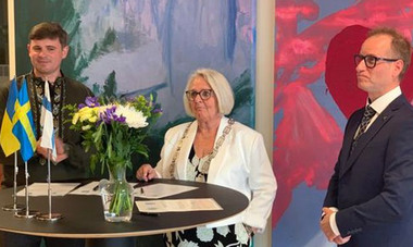 Nytt vänortsavtal signeras av borgmästare i Kalush, Ukraina, Växjö och Lojo, Finland.